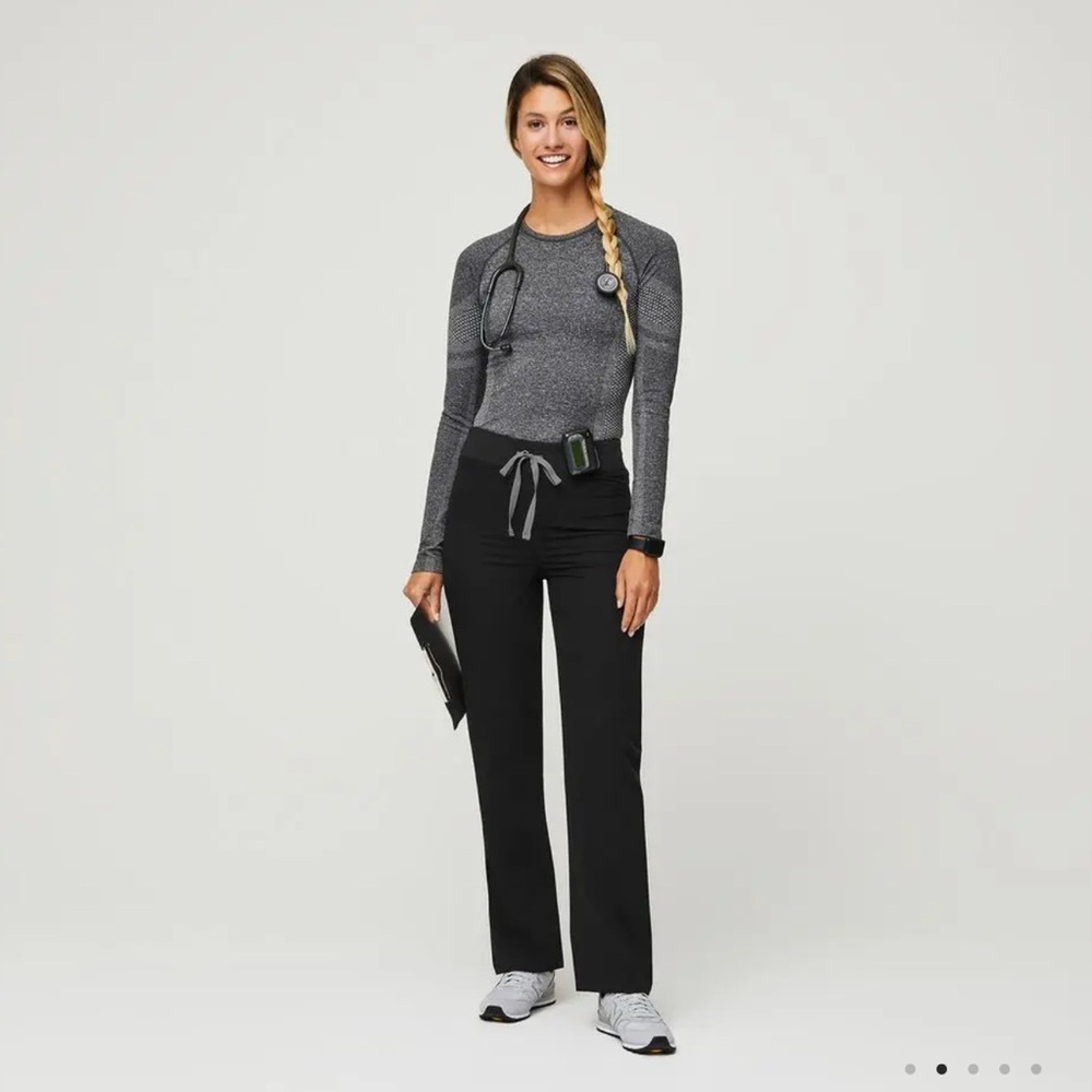 Black Womens FIGS scrub pants MP